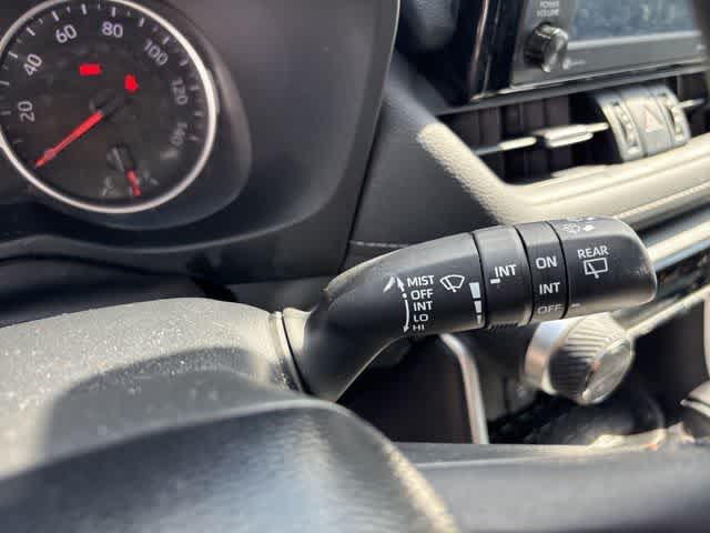 Thumbnail: 2021 Toyota RAV4 - 17