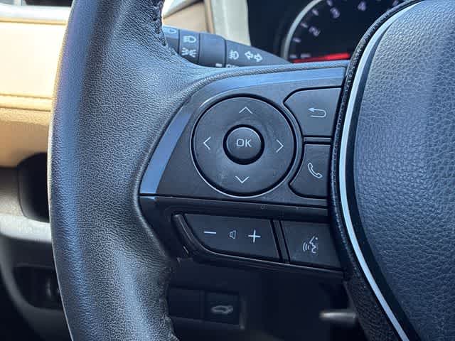 Thumbnail: 2021 Toyota RAV4 - 26