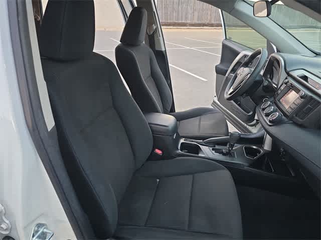 Thumbnail: 2017 Toyota RAV4 - 22