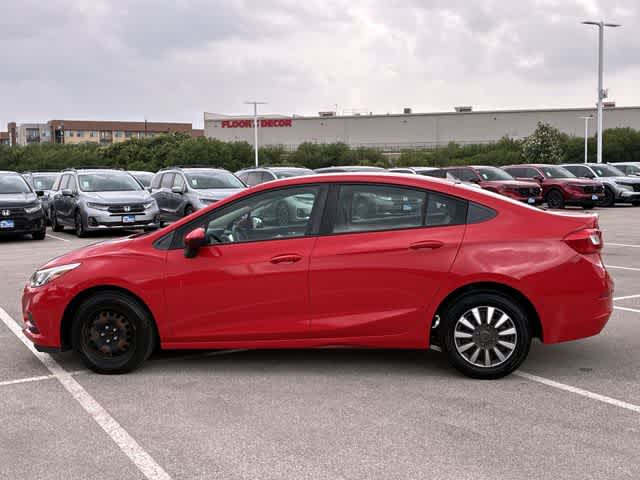 Thumbnail: 2017 Chevrolet Cruze - 3