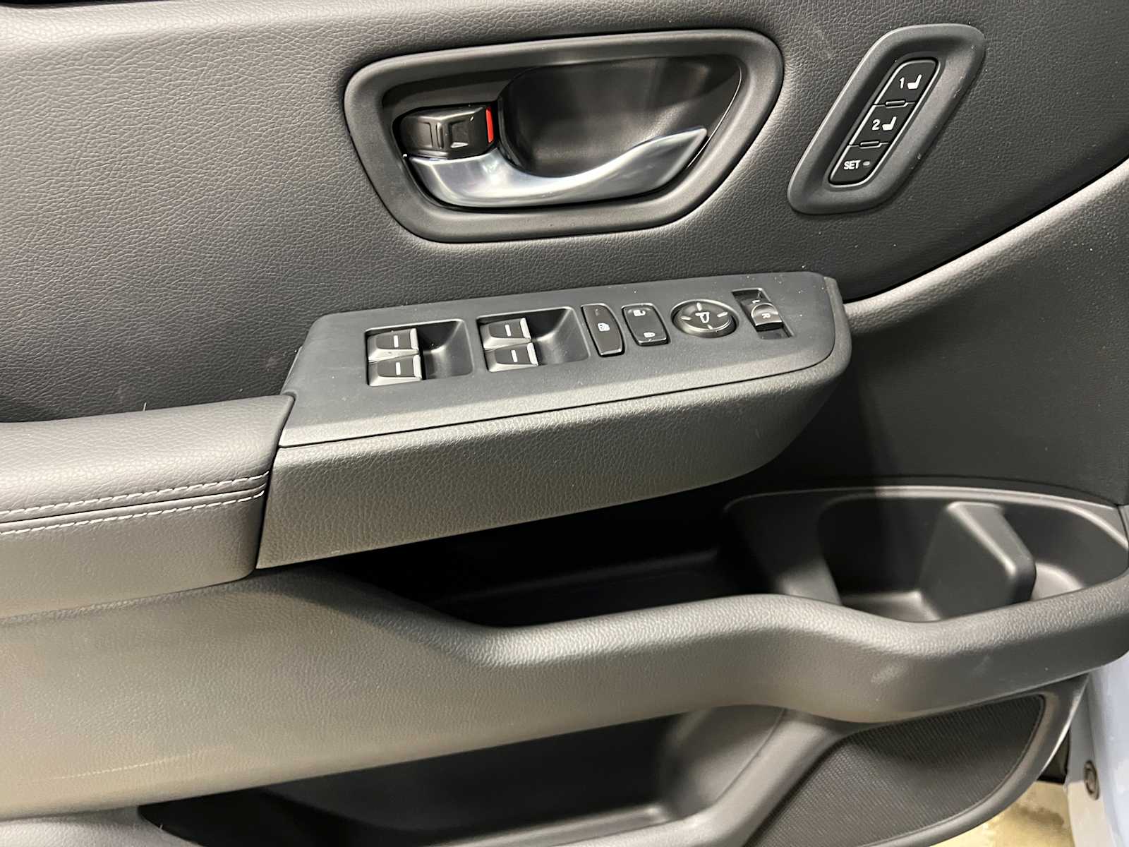 Thumbnail: 2025 Honda Pilot - 16