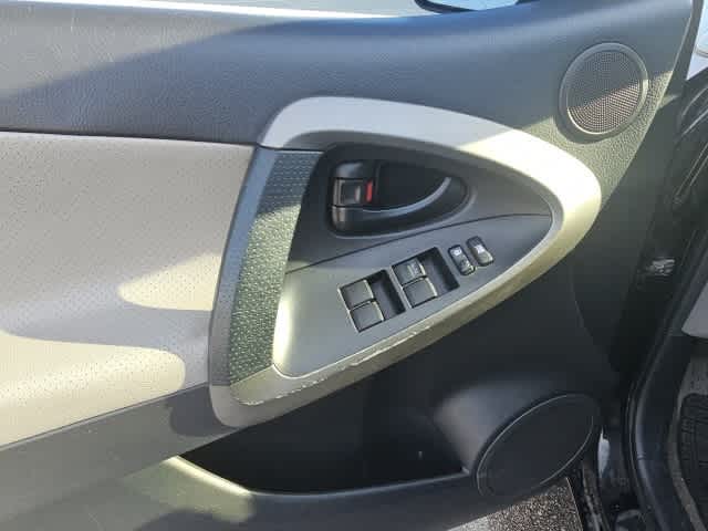 Thumbnail: 2010 Toyota RAV4 - 10