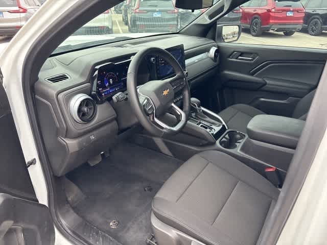 Thumbnail: 2024 Chevrolet Colorado - 9