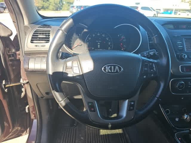 Thumbnail: 2015 Kia Sorento - 12