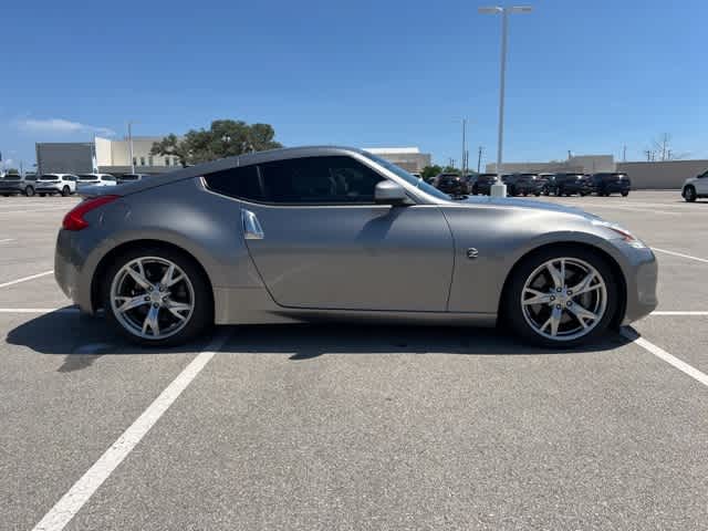 Thumbnail: 2009 Nissan Z - 6
