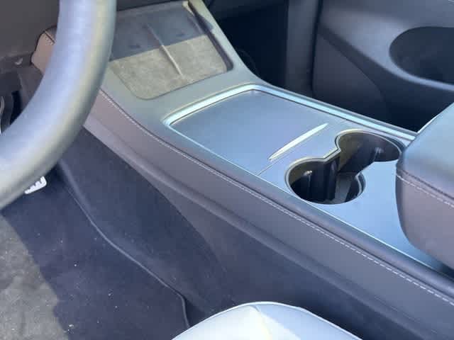 Thumbnail: 2022 Tesla Model Y - 12