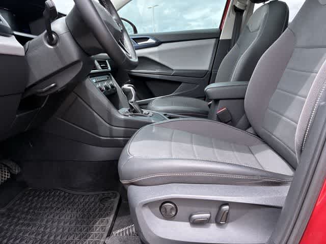 Thumbnail: 2022 Volkswagen Taos - 18