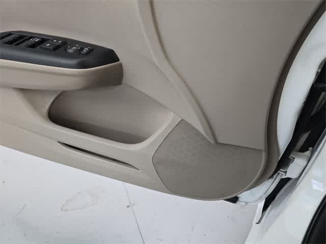 Thumbnail: 2013 Honda Civic - 30