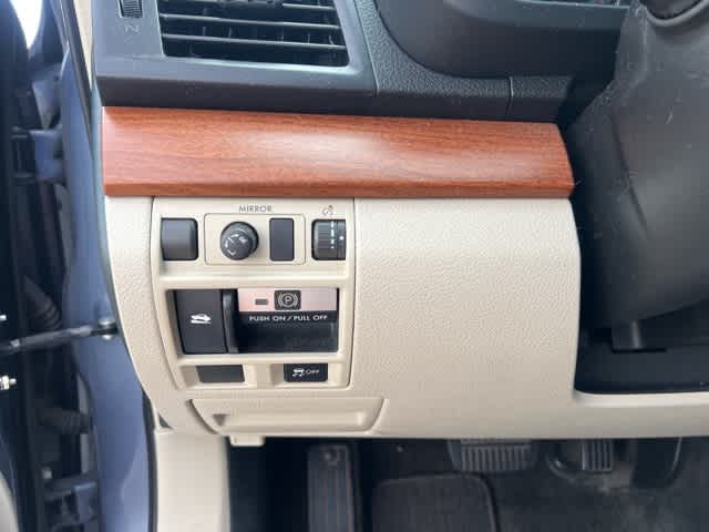 Thumbnail: 2013 Subaru Outback - 10