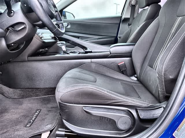 Thumbnail: 2021 Hyundai Elantra - 18