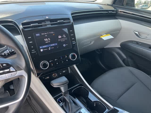 Thumbnail: 2023 Hyundai Tucson - 18