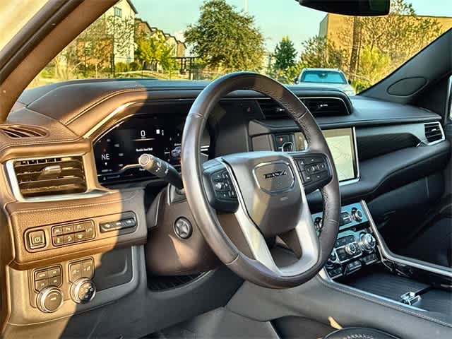 2022 Gmc Yukon Denali photo 2