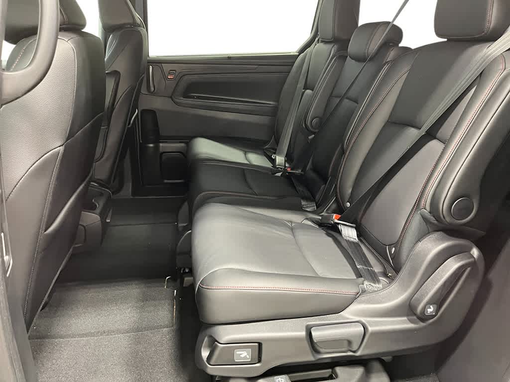 Thumbnail: 2026 Honda Odyssey - 24
