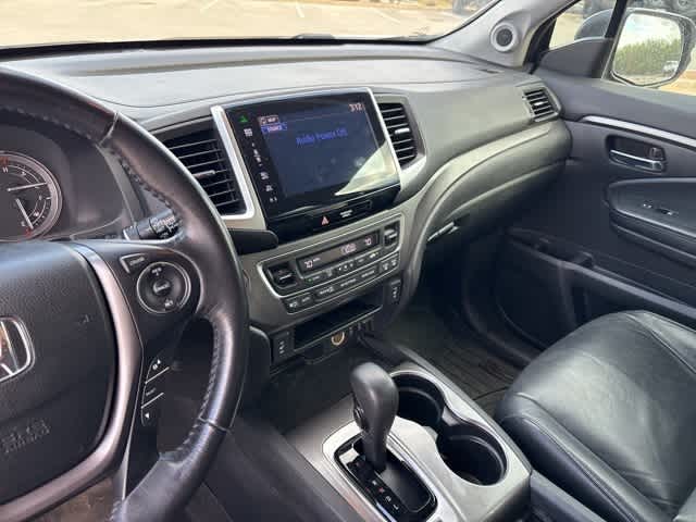 Thumbnail: 2016 Honda Pilot - 19