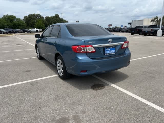 Thumbnail: 2013 Toyota Corolla - 3