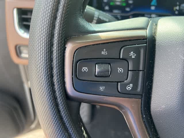 Thumbnail: 2023 Chevrolet Suburban - 11