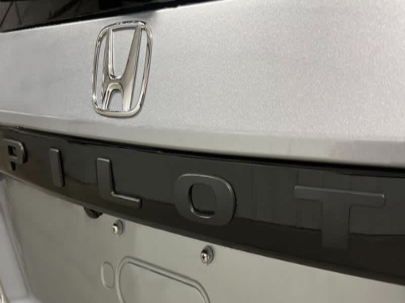 Thumbnail: 2025 Honda Pilot - 9