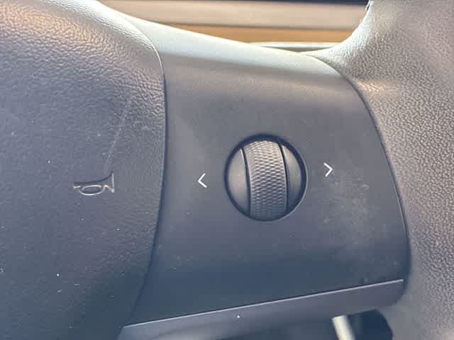 Thumbnail: 2020 Tesla Model 3 - 27