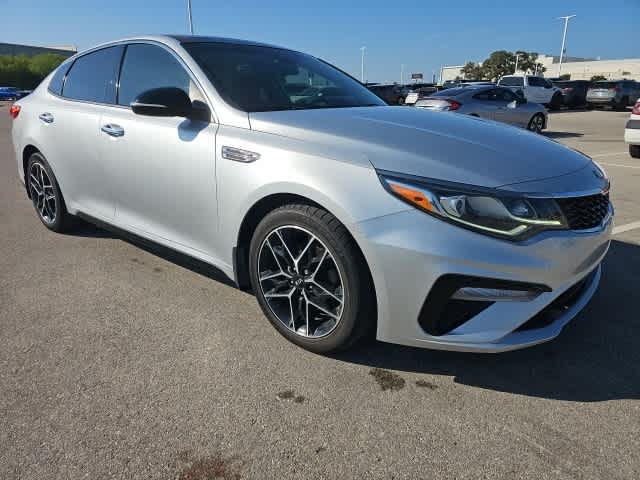 Thumbnail: 2020 Kia Optima - 4