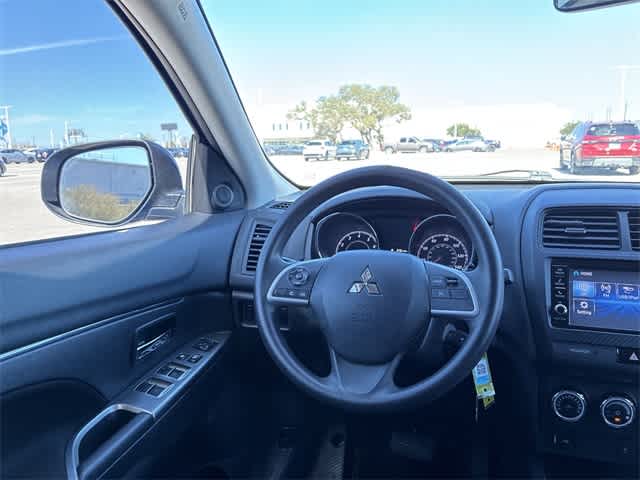 Thumbnail: 2019 Mitsubishi Outlander Sport - 23