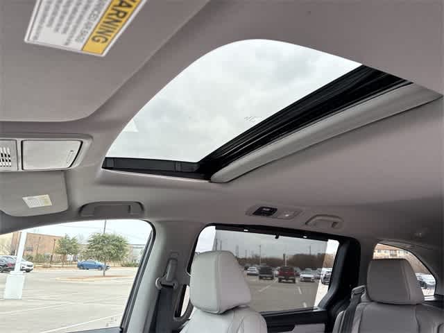 Thumbnail: 2023 Honda Odyssey - 20