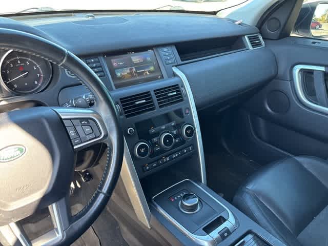 Thumbnail: 2017 Land Rover Discovery Sport - 19
