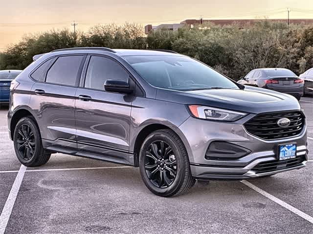 Thumbnail: 2022 Ford Edge - 8