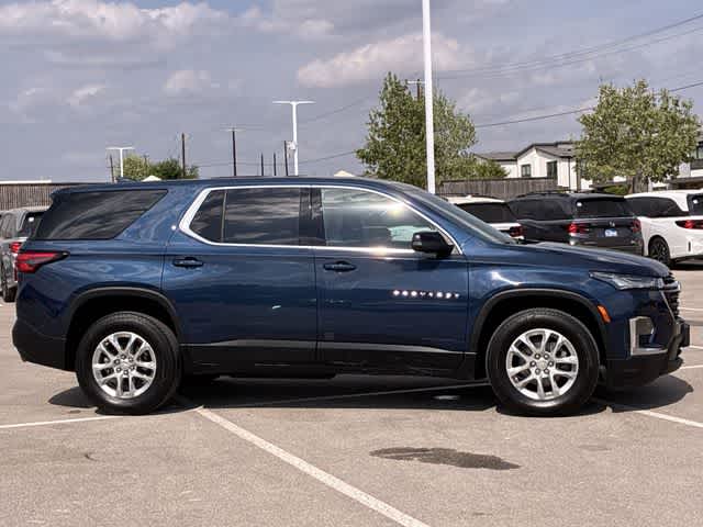 Thumbnail: 2023 Chevrolet Traverse - 7