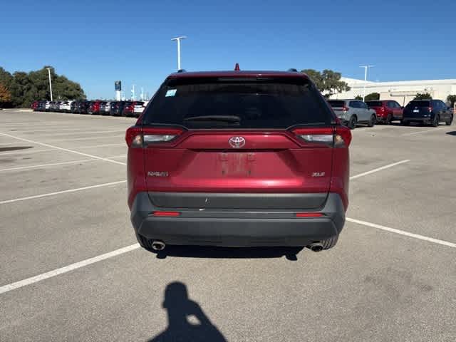 Thumbnail: 2022 Toyota RAV4 - 4