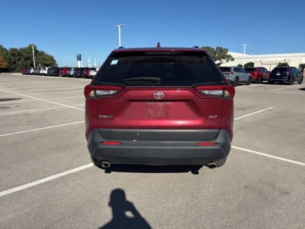 Used 2022 Toyota RAV4 XLE SUV