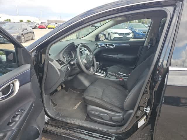 Thumbnail: 2017 Nissan Sentra - 9