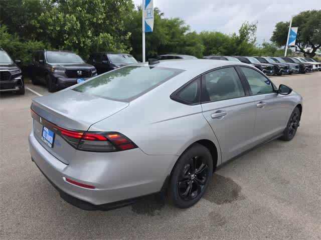 2025 Honda Accord SE 8