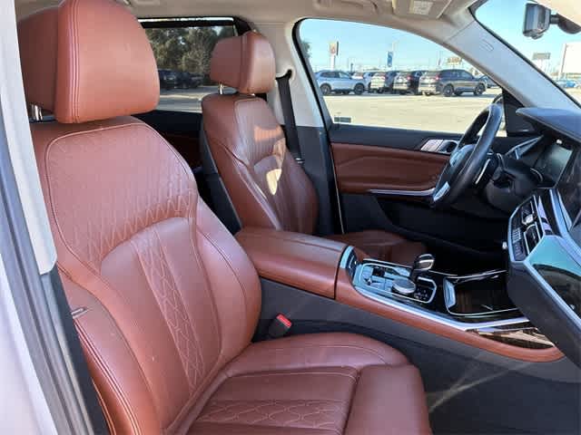 Thumbnail: 2021 BMW X7 - 24