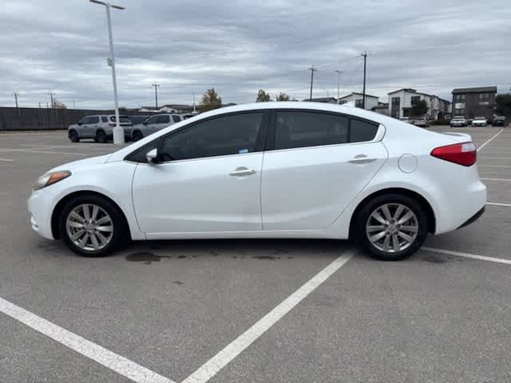 Used 2015 Kia Forte EX FWD Sedan