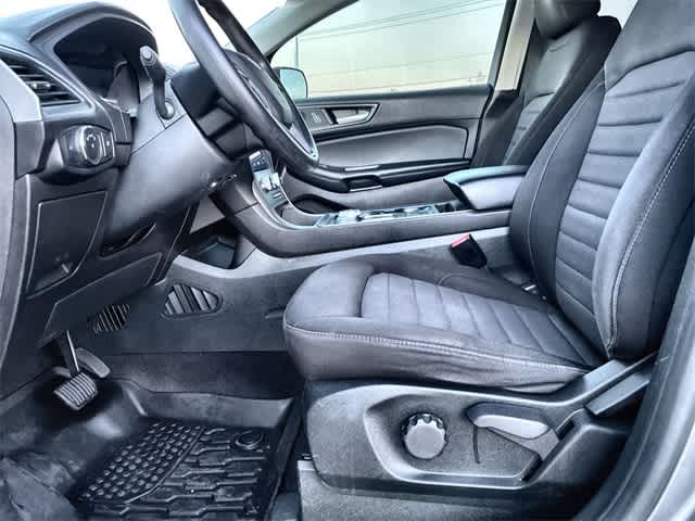 Thumbnail: 2022 Ford Edge - 18