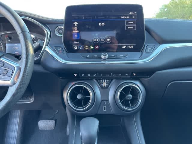 Thumbnail: 2023 Chevrolet Blazer - 17