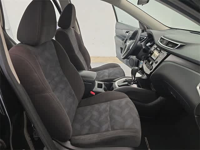 Thumbnail: 2015 Nissan Rogue - 22