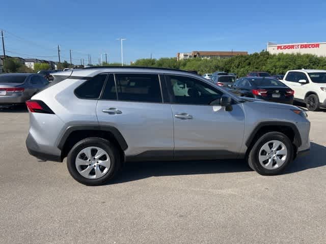 Thumbnail: 2019 Toyota RAV4 - 6