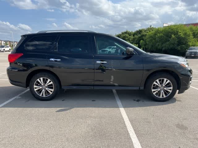 Thumbnail: 2020 Nissan Pathfinder - 6