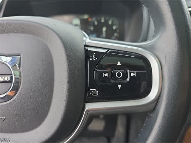 Thumbnail: 2019 Volvo XC90 - 27