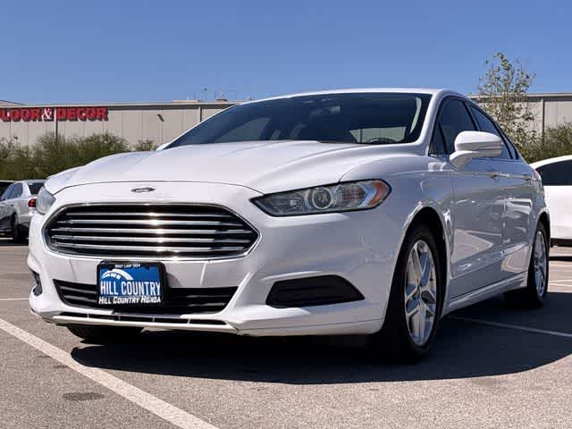 Thumbnail: 2016 Ford Fusion - 11