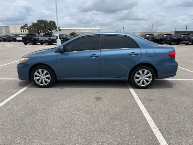 Thumbnail: 2013 Toyota Corolla - 2