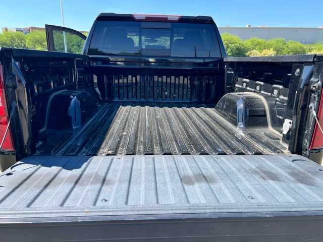 Thumbnail: 2021 Chevrolet Silverado 1500 - 15