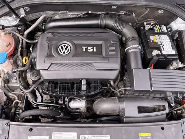 Thumbnail: 2017 Volkswagen Passat - 15