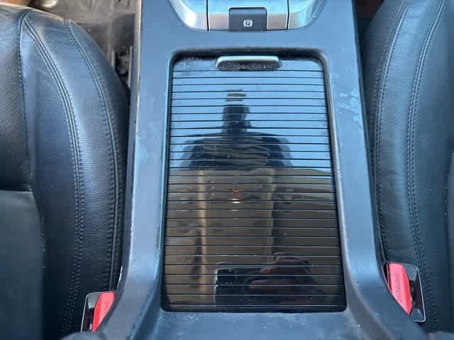 Thumbnail: 2017 Land Rover Discovery Sport - 16