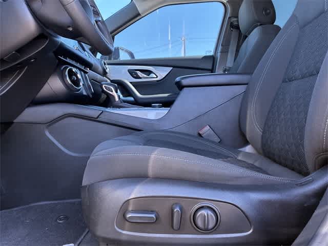 Thumbnail: 2021 Chevrolet Blazer - 18