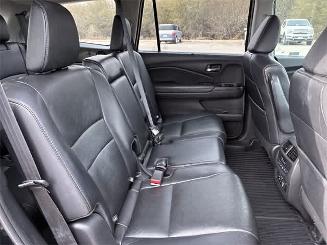 Thumbnail: 2018 Honda Pilot - 22