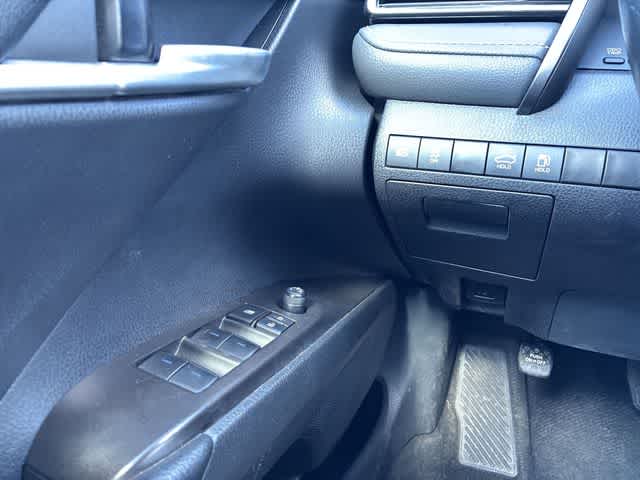 Thumbnail: 2023 Toyota Camry - 38