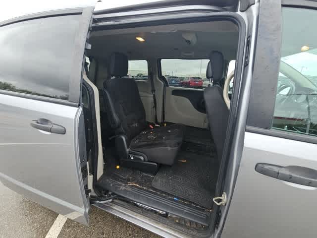 Thumbnail: 2019 Dodge Grand Caravan - 11