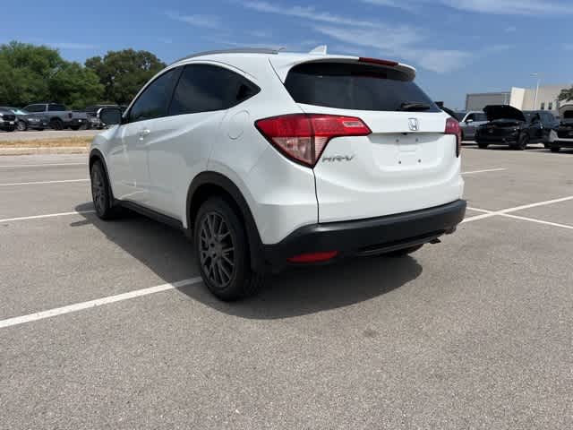 Thumbnail: 2017 Honda HR-V - 3